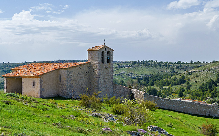 Iglesia Románica de San Jaime en el Coratxar